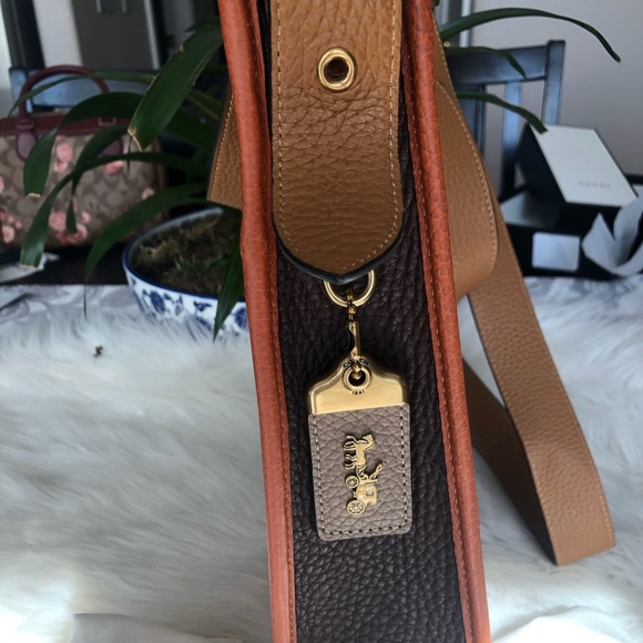 COACH 89123 EMERY CROSSBODY - Picture 1 of 5